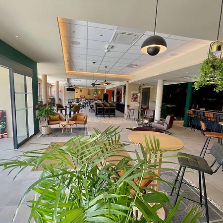 Ibis Budget Porte De Camargue Saint-Martin-de-Crau Exterior photo